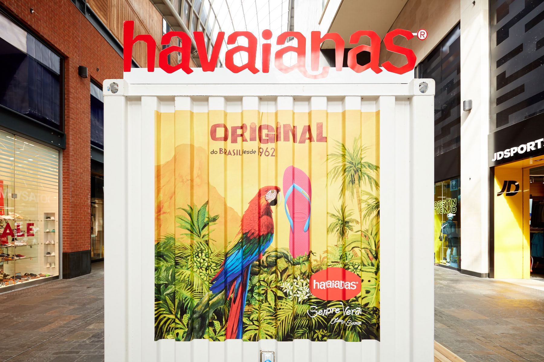 Havaianas Pop Up Container Store